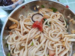 叉烧拌粉-红鼻子桂林米粉(金唐新光界店)