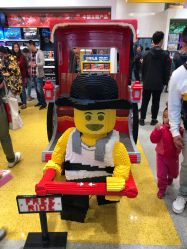 -乐高品牌旗舰店(人民广场店)