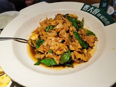 -费大厨辣椒炒肉(黄兴中心广场店)