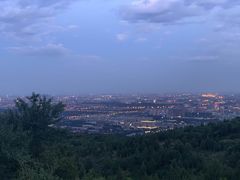 -鬼笑石后山停车场
