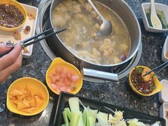 -一席地·本地鸡窝·杭帮鸡火锅(萧山银隆百货店)