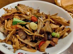 -富正毅三下锅·湘西韵味(天门山索道店)