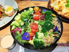 普罗旺斯牛油果沙拉-初拾·花里餐厅(钜城华亿店)