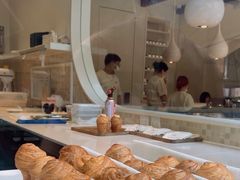 -VERIE BAKEHOUSE