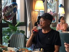 -荣耀.西式融合餐厅(留云湖店)