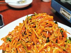 凉拌干豆腐丝-屋里家延边朝鲜族冷面(南园店)