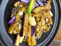 -云海肴·汽锅鸡·云南菜(天山百盛优客店)