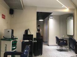 -PE SALON