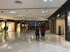 -东荟城名店仓
