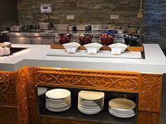 -锦厨国际自助餐厅 · 云端景观 (昆明索菲特大酒店)