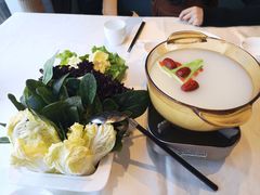 -海鸿荟·沿江菜(中山北路店)
