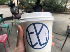 -Be Lived Cafe比例咖啡(摩天轮店)