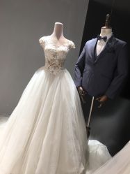 -艾米丽婚纱礼服