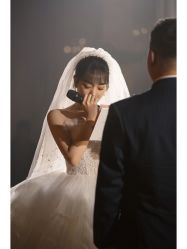 -MECCI婚礼摄影跟拍(红东方广场店)