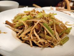 -闫府私房菜·老字号(恒隆店)