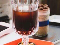 冷萃咖啡-茶是一枝花泡茶店