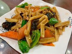 -老火大骨头汤馆