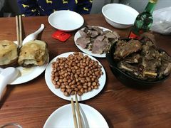 -宝瑞门钉肉饼店