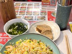 -扬二春炒饭(国庆路总店)
