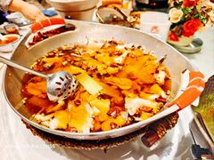 水煮鱼二代-鑫巴蜀小镇 · 水煮鱼专研店(玉桥店)