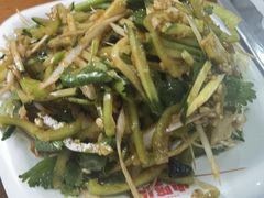 老虎菜-小院烧烤
