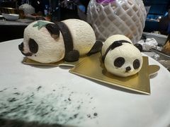 -雍容荟帝王蟹活龙虾展台自助(IFS黑金店)