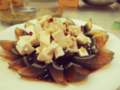 皮蛋拌豆腐-小李子油焖大虾(南浦店)