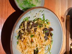 -百春原湖南牛肉粉(百联世纪店)