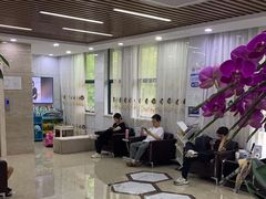 -茂菊口腔连锁(浦东南路店)