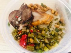 -牛八宝桂林米粉(八里庄店)