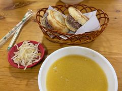 棒子面粥-闫家驴肉火烧(五四店)