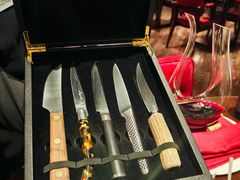 -恰餐厅及酒吧 CHAR Bar & Grill (北京丽都皇冠假日店)