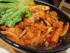 香辣炒猪肉-本家韩国烤肉(青岛万象城店)