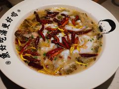 -江渔儿酸菜鱼·拔草餐厅(虎门君乐汇店)
