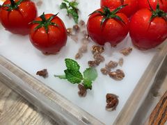 番茄脆菇沙拉-小大董·烤鸭(凤凰汇店)