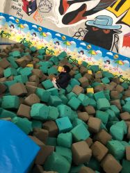 -蹦贝JumpingJack运动中心·炫飞蹦床(龙华店)