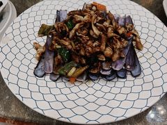 -东豪园林海鲜酒家(南港路辅路店)