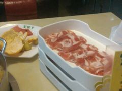 -蒙肥羊·酸汤潮牛·鲜牛肉火锅烤肉自助(岗顶店)