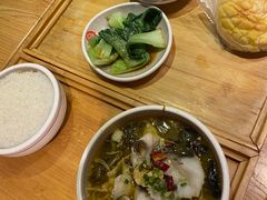 -72街红烧排骨饭(海珠丽影广场店)