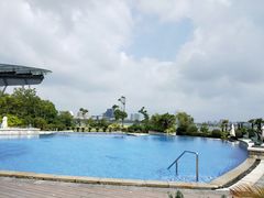 -上海滴水湖皇冠假日酒店