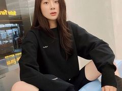 -lululemon(上海浦东IFC店)