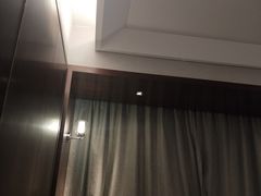 -上海龙之梦万丽酒店