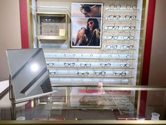 -目艮眼镜SHOWROOM(品牌集合店)