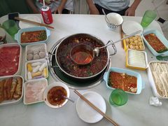 -蛙两只美蛙鱼头火锅(恒茂店)