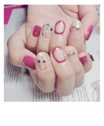 -Momo nail 日系美甲