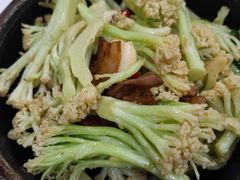 石锅菜花-红菜坊·烤鸭·川鲁宴(石园店)
