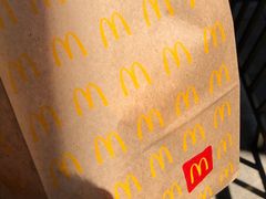 -麦当劳(海岸城店)