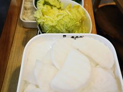 -鲁员外地锅鸡地锅鱼(古墩路店)