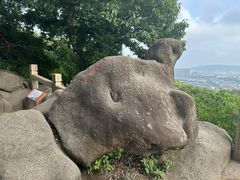 -灵岩山风景区
