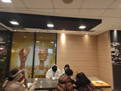 -麦当劳(卫星广场店)